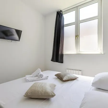 Apartament Le Diamant - Premium - Vue Sur L'eau - Wacken, Parlement Europeen - 6 Pers *