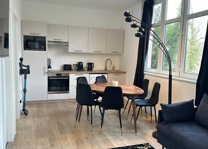 Maison De L'aar Le Diamant Luxueux Et Neuf 2 Grand Salon